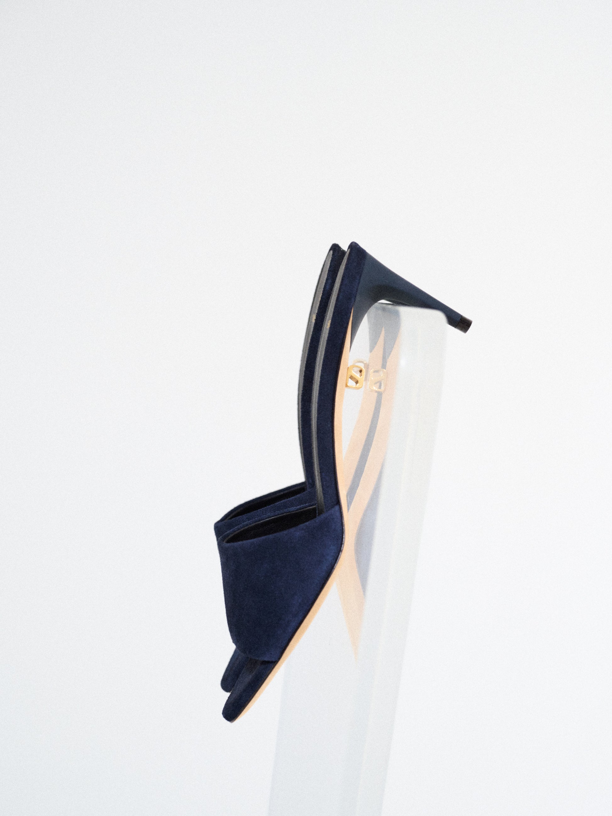 elegant mid-heel mules in blue suede made in italy maison skorpios by adriana abascal emanuele filiberto