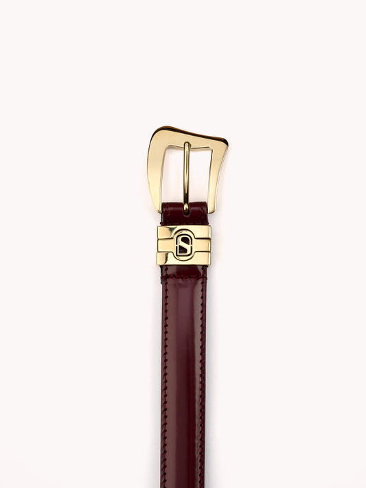 Luxury belt for women in glazed burgundy calf leather and gold brass buckle Maison Skorpios By Adriana Abascal