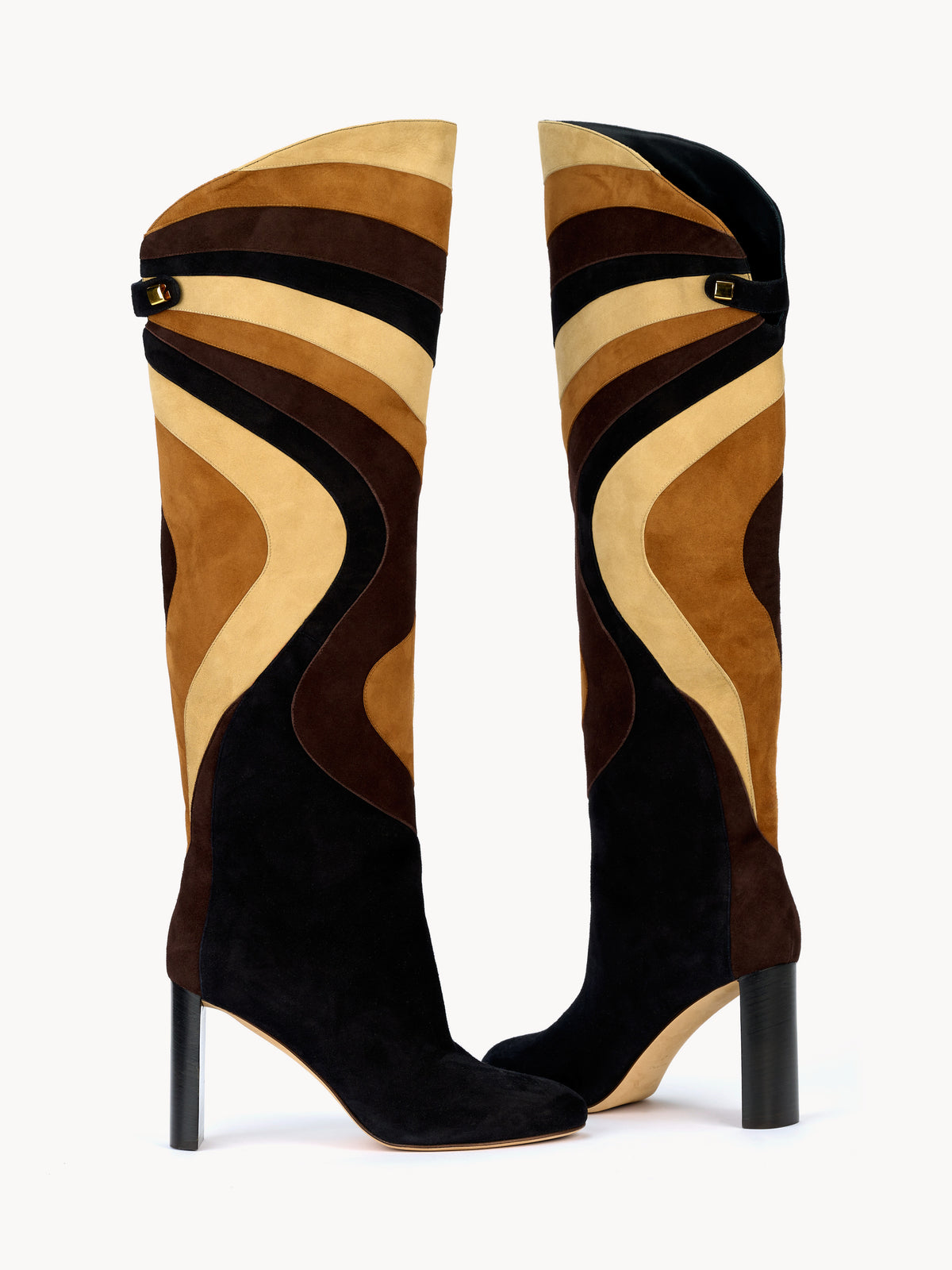 Trendy luxury boots made in italy by Adriana abascal Filiberto de Saboya