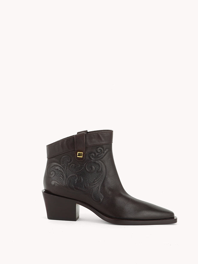 luxury western low boots brown leather maison skorpios by adriana abascal Filiberto de Saboya