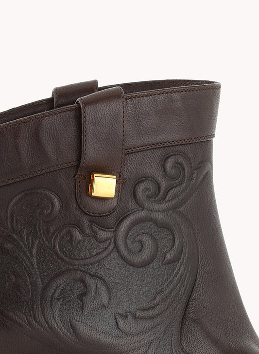 Bottes western Alexandra Cordoba en cuir marron - Maison Skorpios par Adriana Abascal