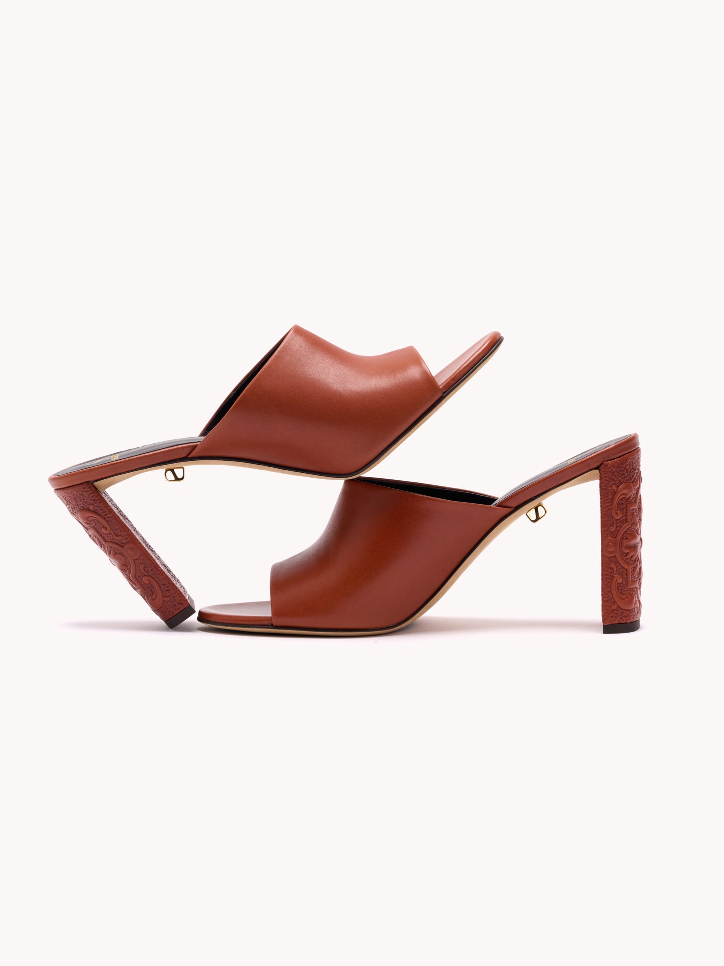 luxury original mules made in italy maison skorpios by adriana abascal emanuele filiberto