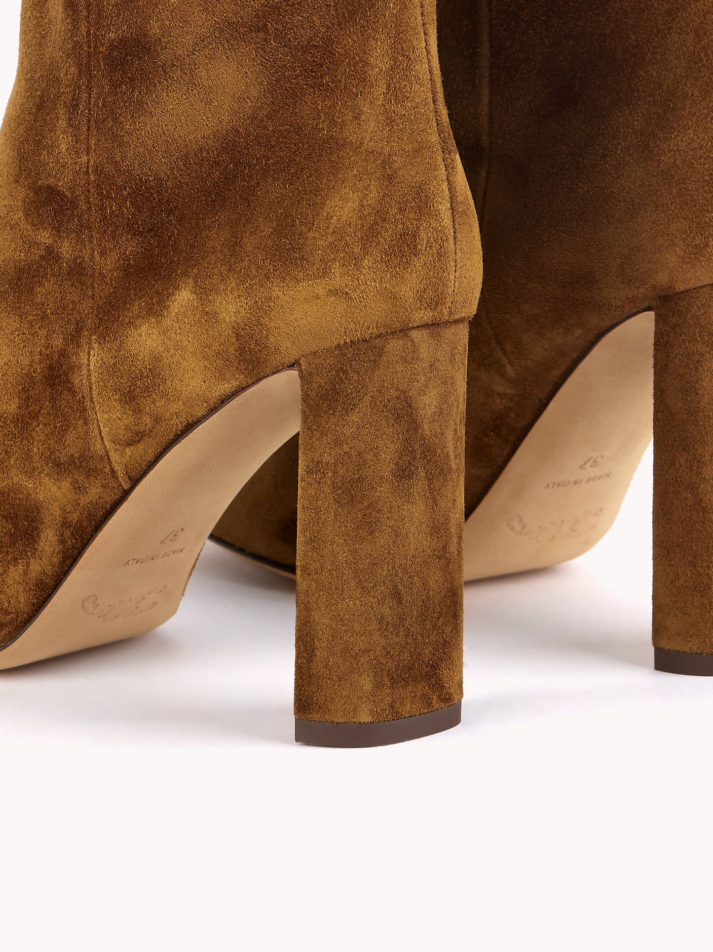 high heel ankle boots in cashmere brown suede maison skorpios by adriana abascal emanuele filiberto di Savoia