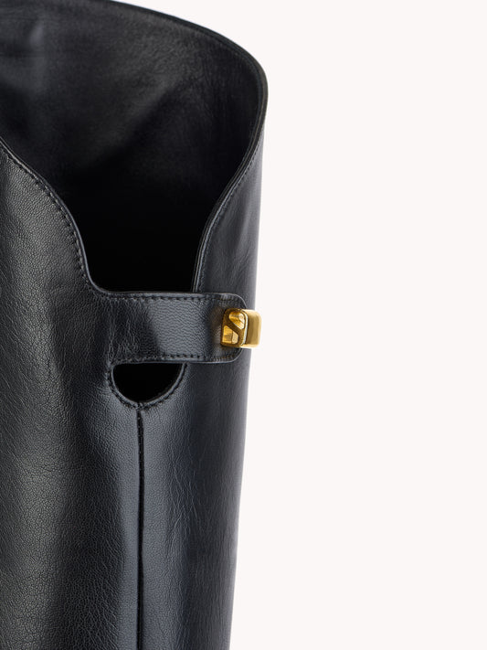 trendy black mid heel leather boots for women made in Italy maison skorpios by adriana abascal emanuele filiberto