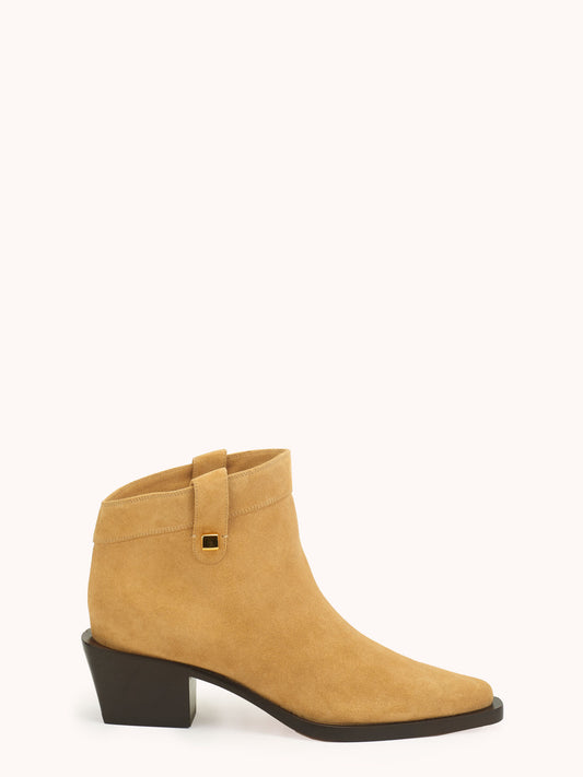 Stivali western casual Alexandra in camoscio beige - Maison Skorpios di Adriana Abascal