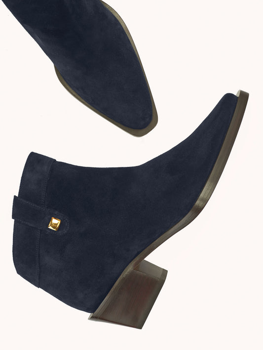 Stivali western casual Alexandra in camoscio blu - Maison Skorpios di Adriana Abascal