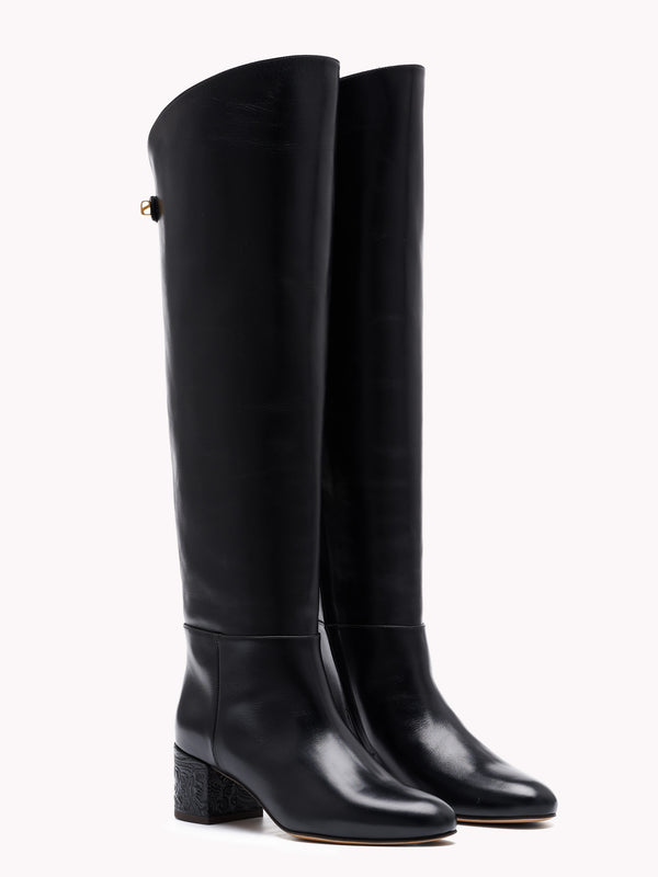 Luxury black leather boots with mid heels by Adriana Abascal Emanuele filiberto