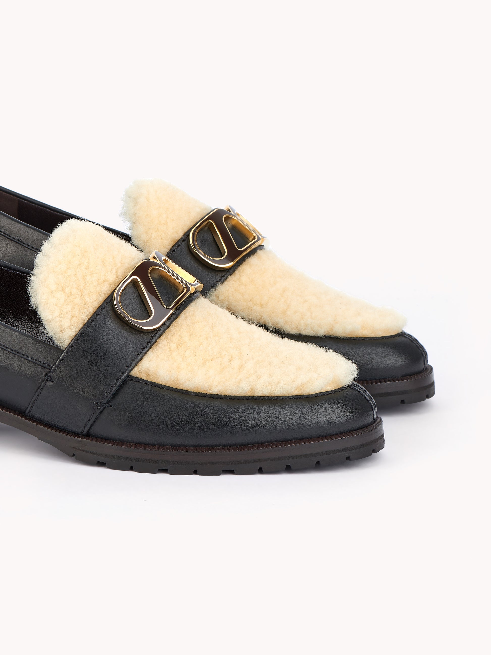 trendy sheepskin loafers black brushed leather skorpios
