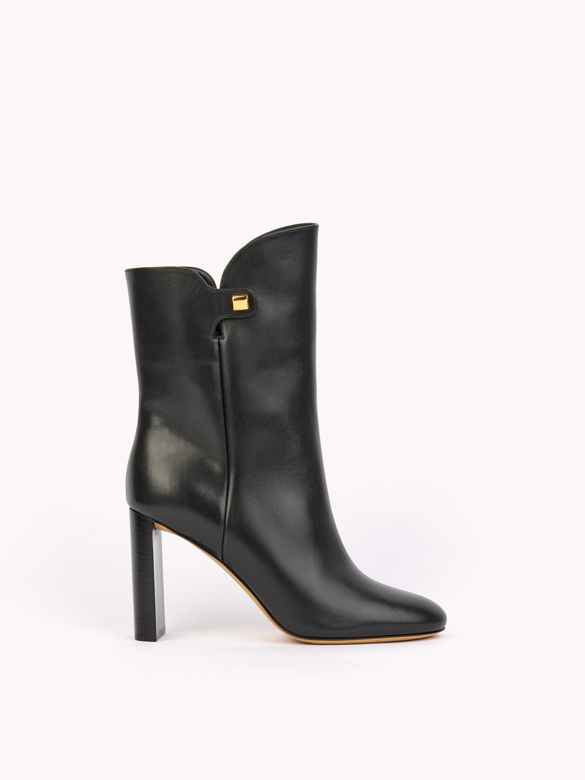 elegant black leather high-heel ankle boots skorpios