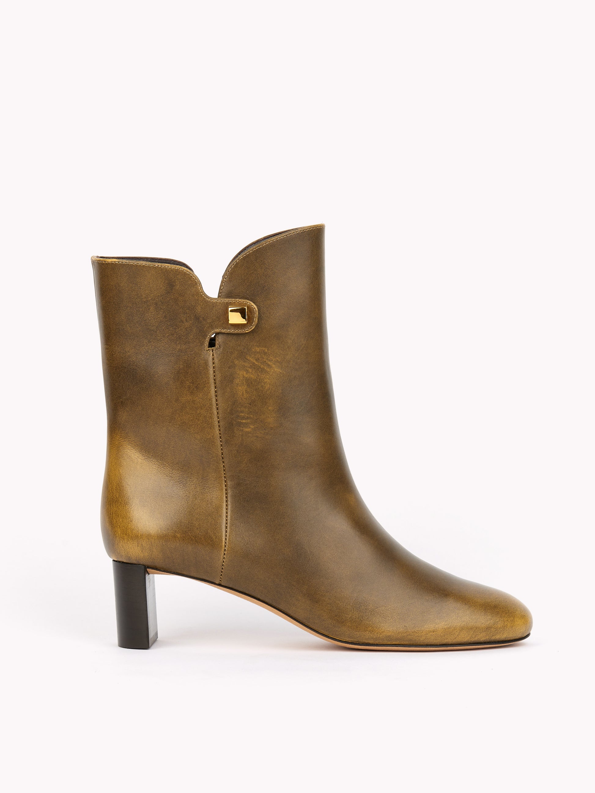 mid-heel golden brown leather ankle boots skorpios