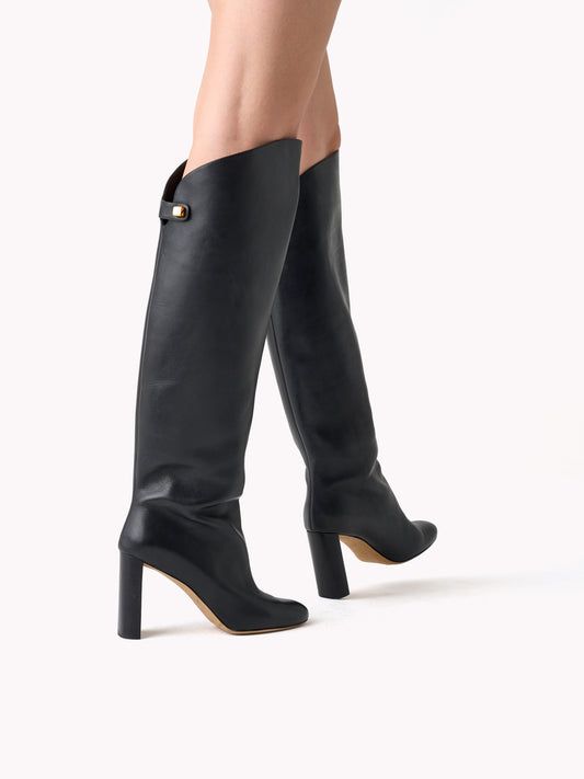 sophisticated luxury equestrian high boots in black leather with comfortable high heels maison skorpios by adriana abascal emanuele filiberto