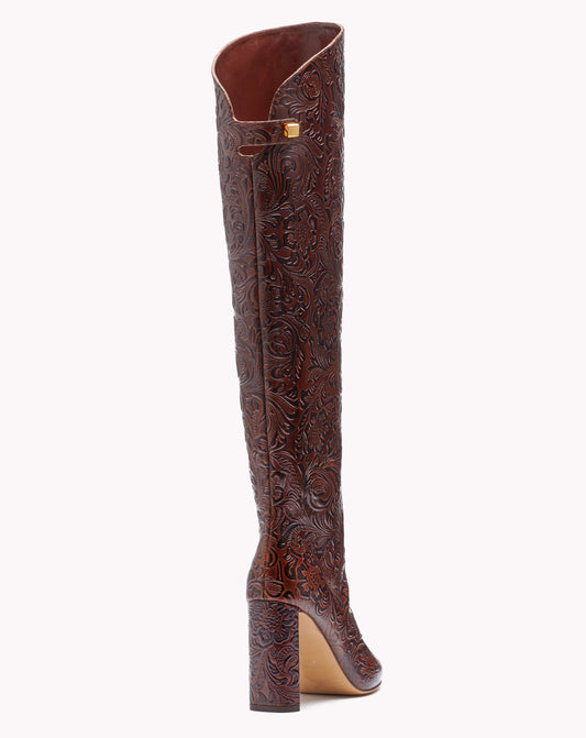 original and trendy designer boots with brown textured leather skorpios by adriana abascal Emanuele filiberto
