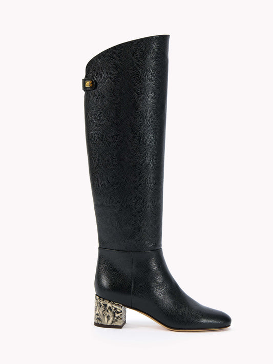 Bottes en cuir grainé mat noires Adry Borgia avec un talon moyen embossé - Maison Skorpios par Adriana Abascal