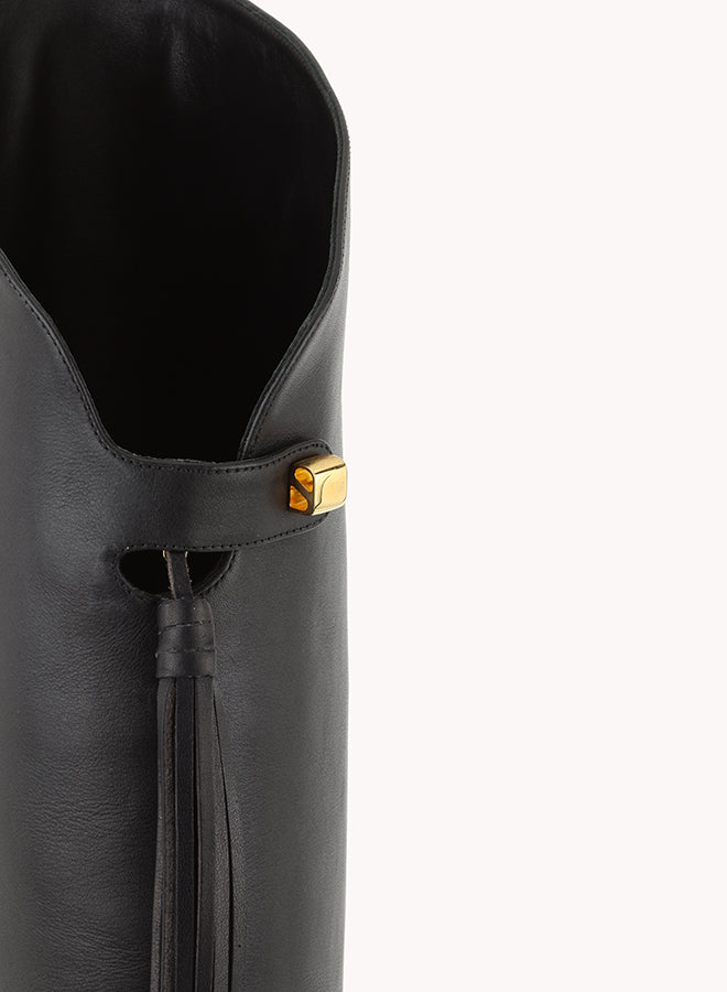 Luxury boots in black nappa leather with fringes Maison skorpios by adriana abascal Emanuele filiberto