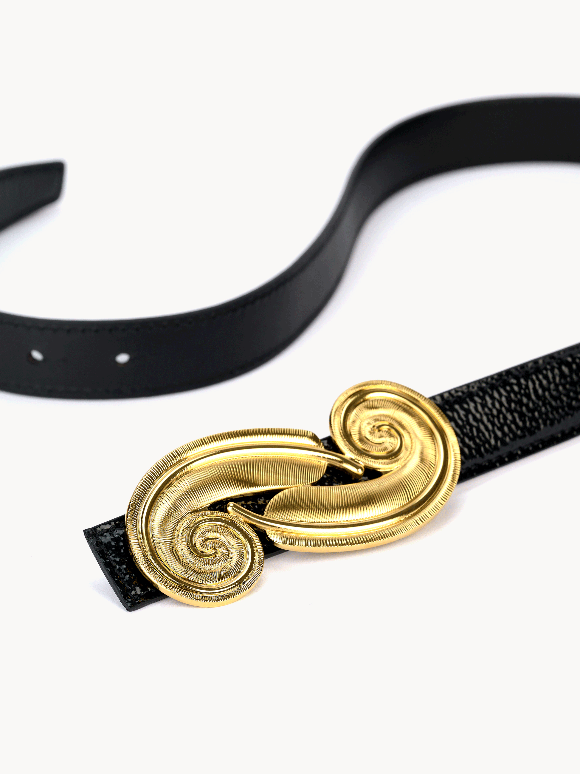Ceinture de luxe, original en cuir grainé noir, di Adriana Abascal, Filiberto di Savoia, Emmanuel-Philibert, luxe