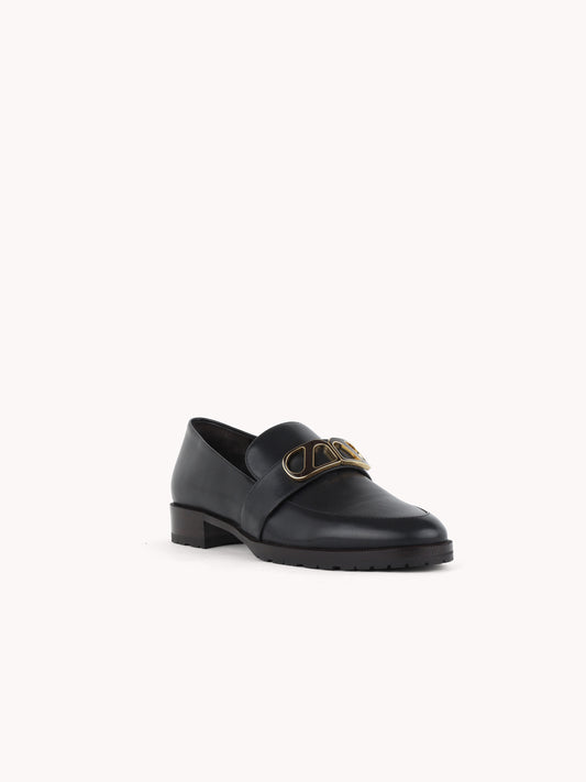 Skorpios elegant androgynous black brushed leather loafers