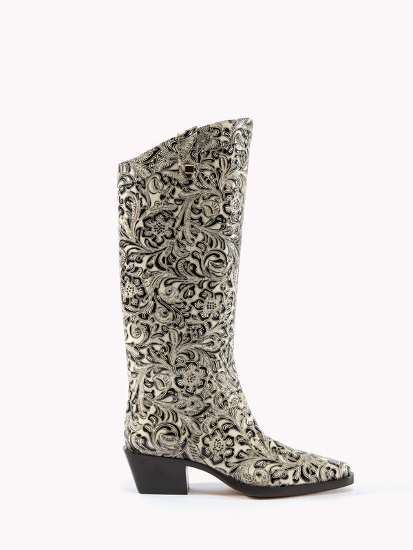 Sienna Borgia Charro black and white leather west boots - Maison Skorpios by Adriana Abascal