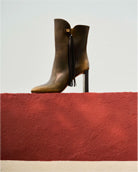 Babies Jane en cuir glacé caramel et talons bloc moyen - Maison Skorpios par Adriana Abascal