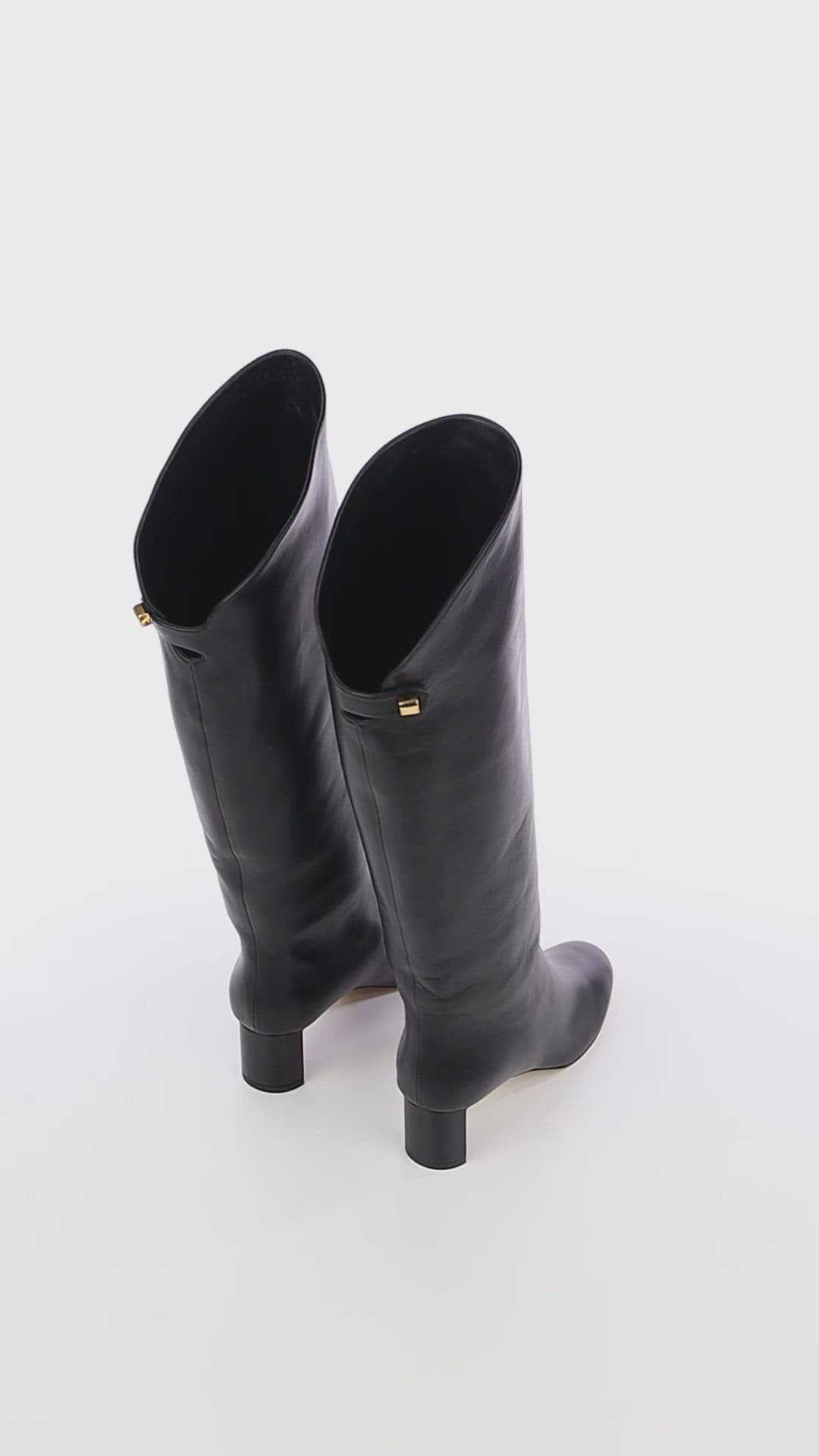 designer black leather boots with comfortable mid heel made in Italy for women skorpios