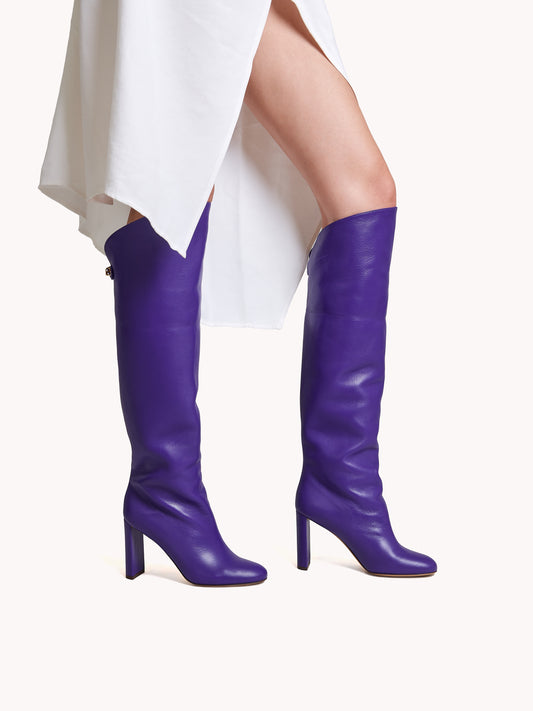 Bottes Adriana en cuir d'agneau violet foncé