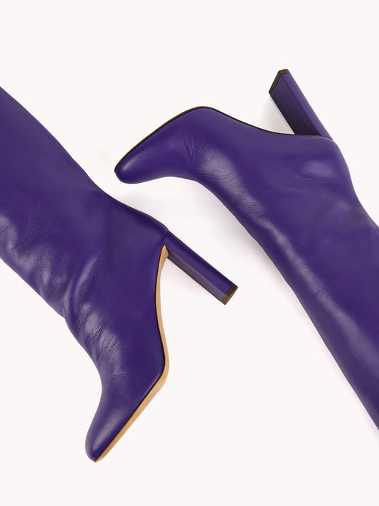 Bottes Adriana en cuir d'agneau violet foncé
