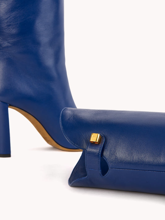 Bottes Adriana à talons en cuir d'agneau bleu cobalt