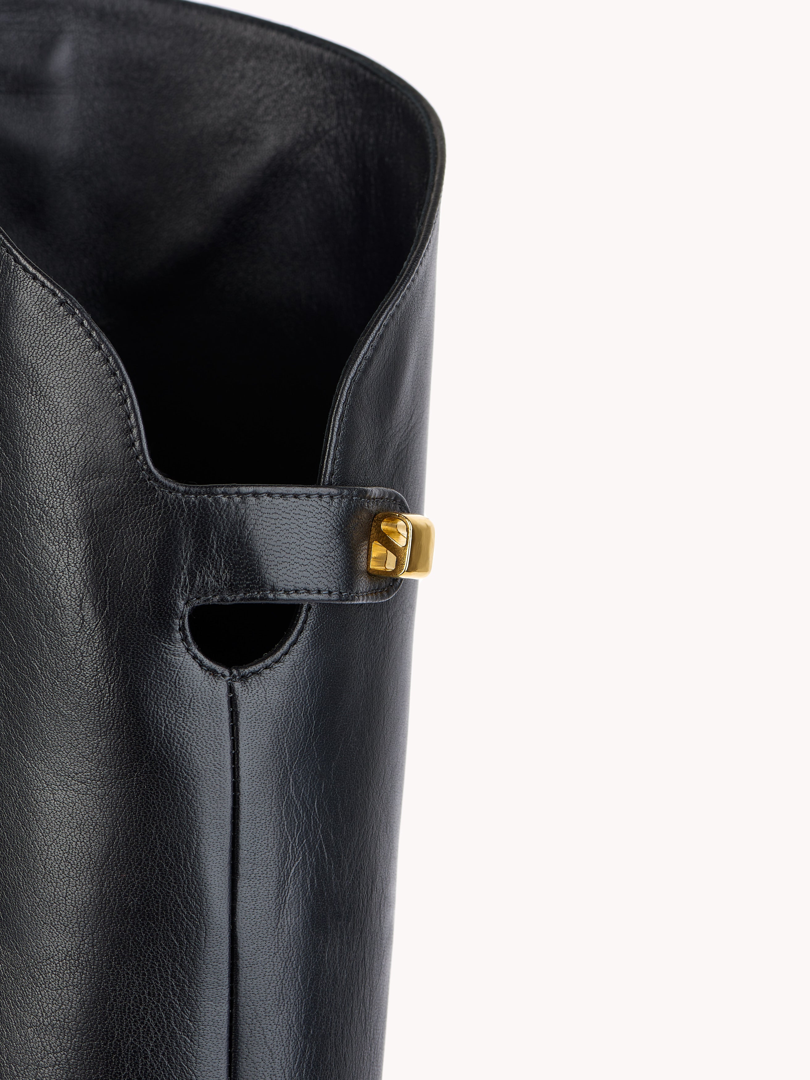 trendy black mid heel leather boots for women made in Italy maison skorpios by adriana abascal emanuele filiberto