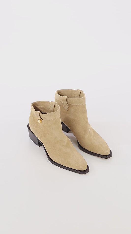 beige suede ankle boots made in italy with luxury materials maison skorpios by adriana abascal Emanuele filiberto