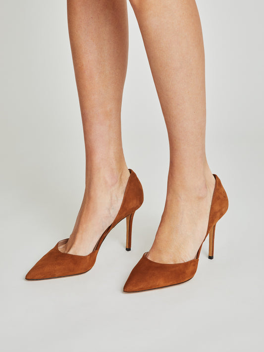 brown suede pumps with stiletto heel maison skorpios by Adriana Abascal Emanuele filiberto