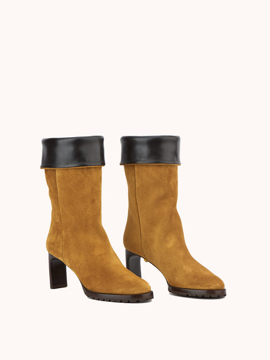 Stivali Victoria casual in Pelle Scamosciata Ocra con Tacco Medio